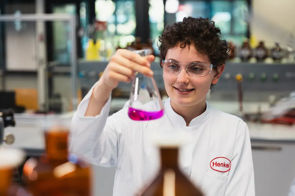 Women in a lab